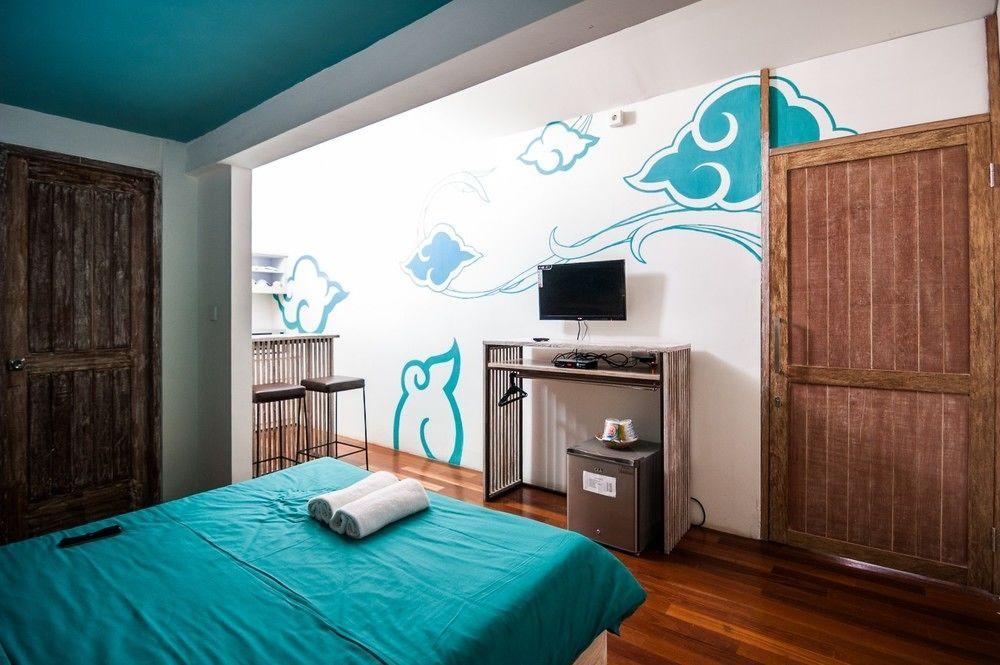 Nau Here Hostel Kuta Lombok Extérieur photo