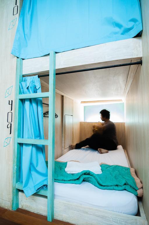 Nau Here Hostel Kuta Lombok Extérieur photo
