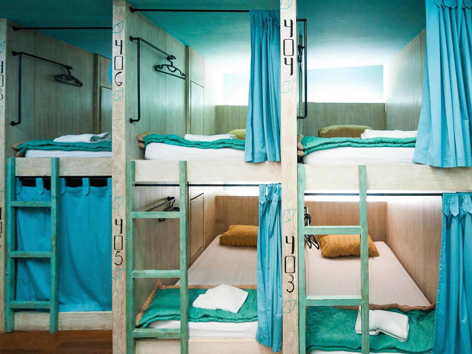 Nau Here Hostel Kuta Lombok Extérieur photo