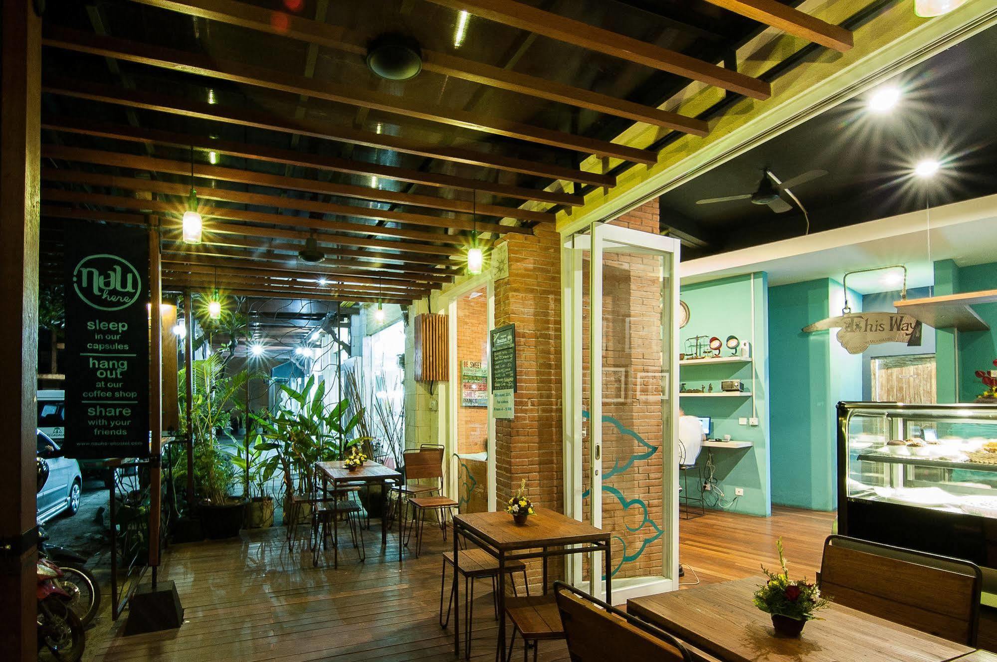 Nau Here Hostel Kuta Lombok Extérieur photo
