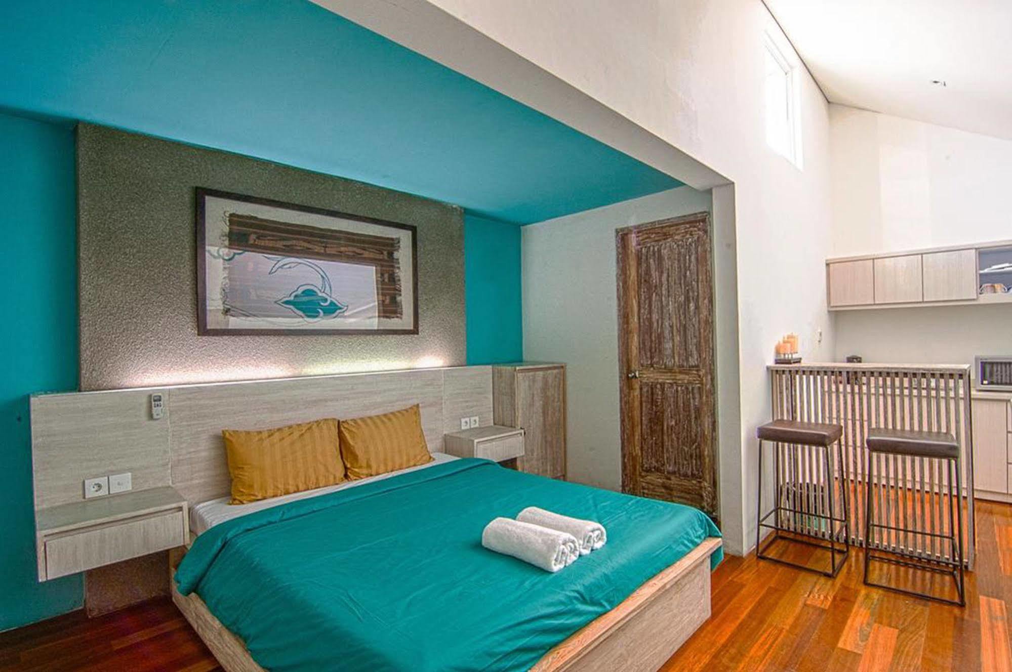 Nau Here Hostel Kuta Lombok Extérieur photo